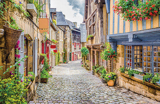 cobblestone cobblestone road through old buildings