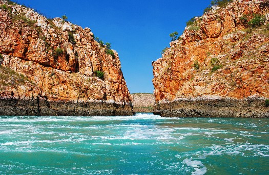 fotor_2023-2-6_13_57_2_kimberley-australia fotor_2023-2-6_13_57_2_kimberley-australia